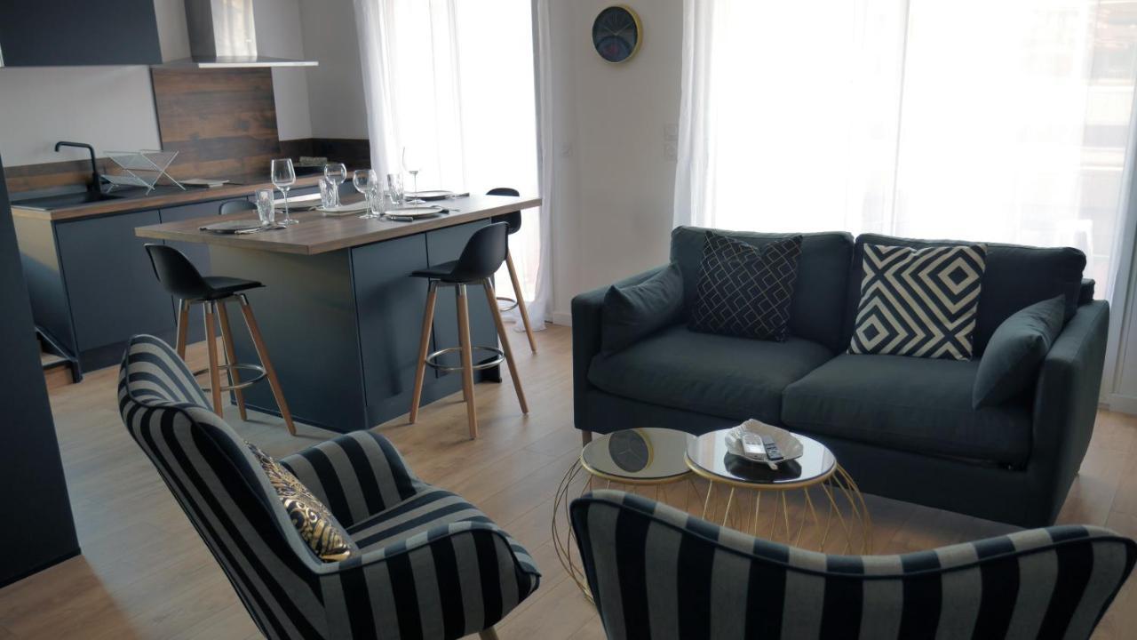 Le Penthouse Des Halles Perpignan Bagian luar foto