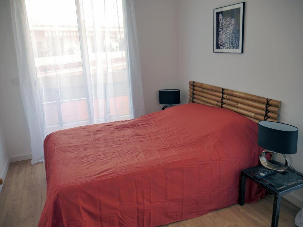 Le Penthouse Des Halles Perpignan Bagian luar foto