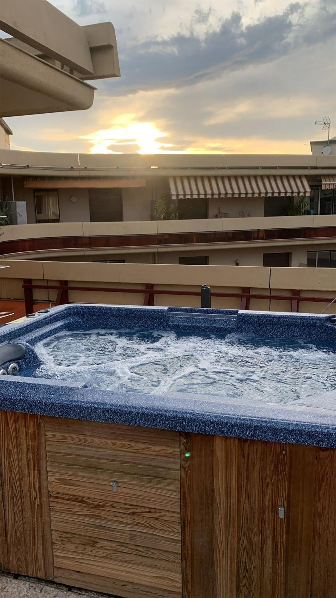 Le Penthouse Des Halles Perpignan Bagian luar foto